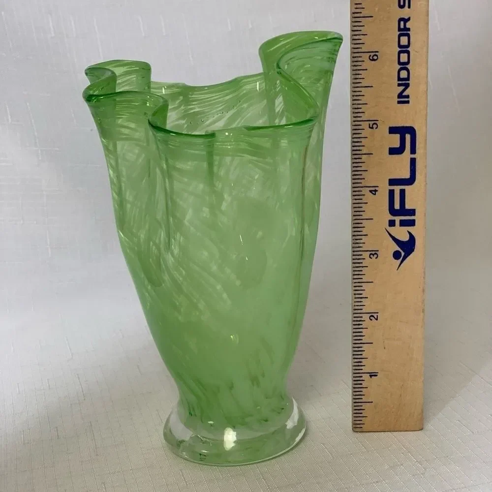 Vintage Fenton Glass Vase Swirl Art Green White Hand Blown Ruffled Handkerchief